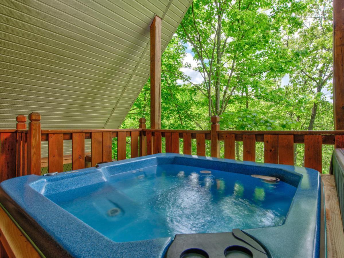 Macys Hideaway Villa Sevierville Exterior photo