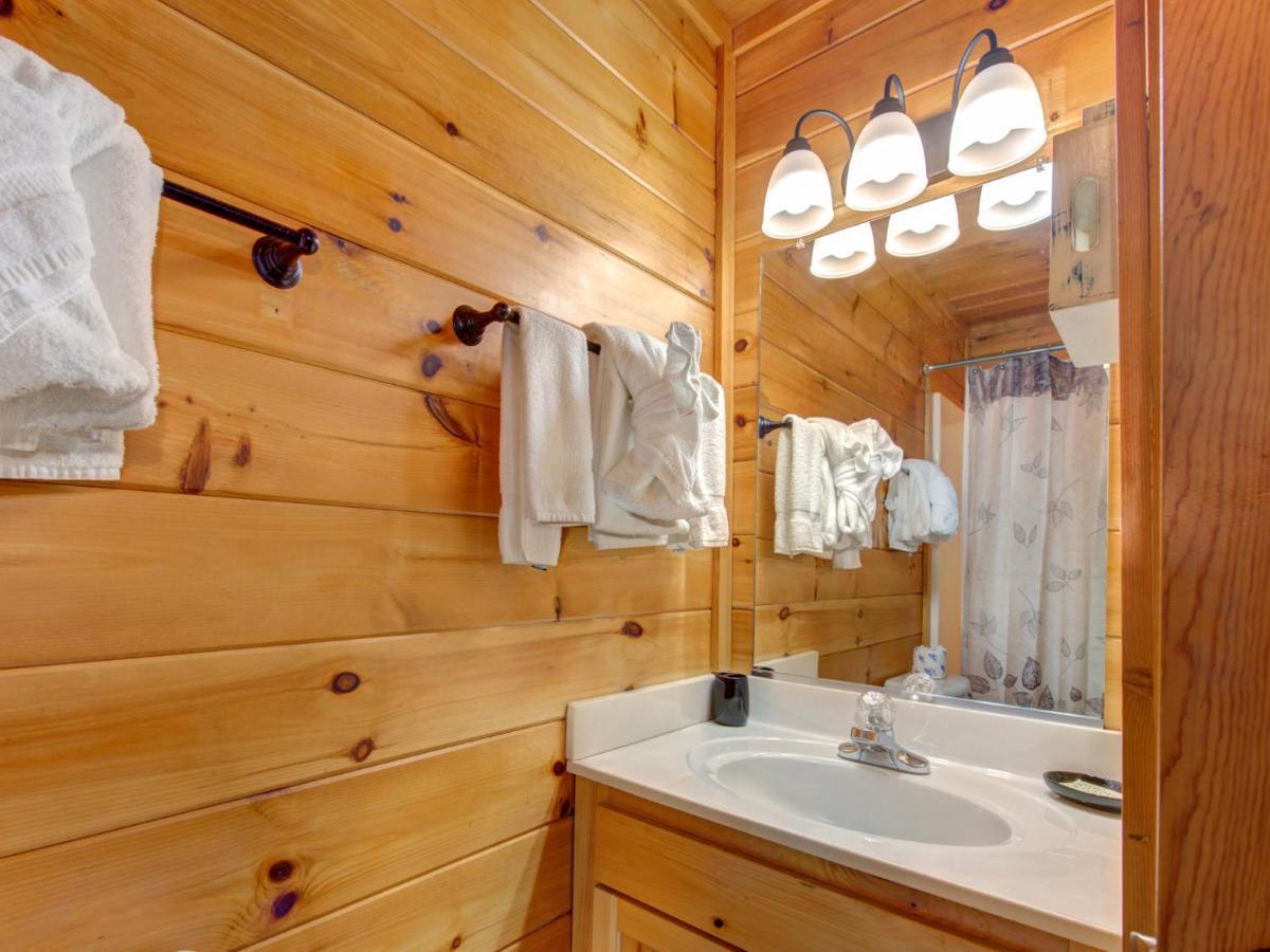 Macys Hideaway Villa Sevierville Exterior photo