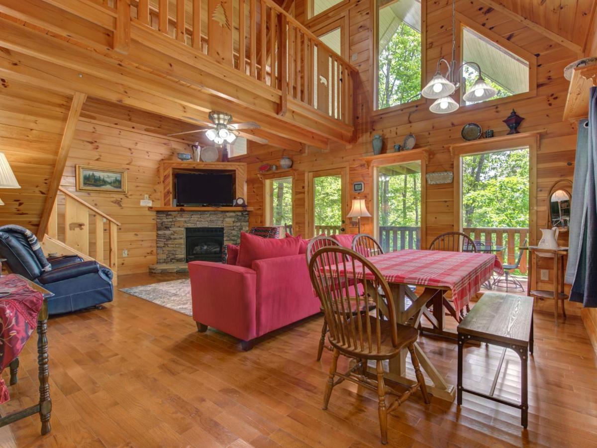 Macys Hideaway Villa Sevierville Exterior photo